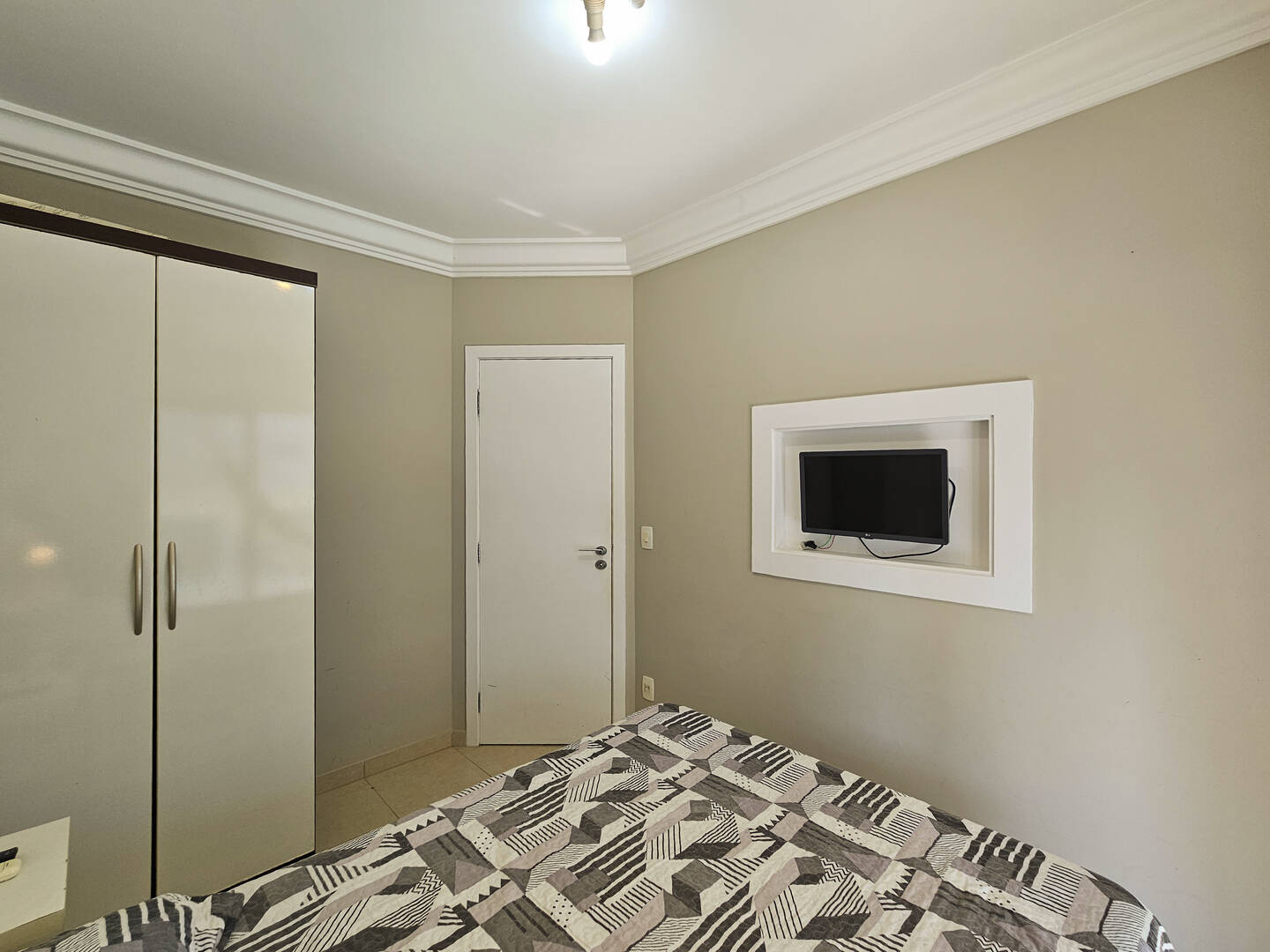 Apartamento à venda com 3 quartos, 90m² - Foto 17