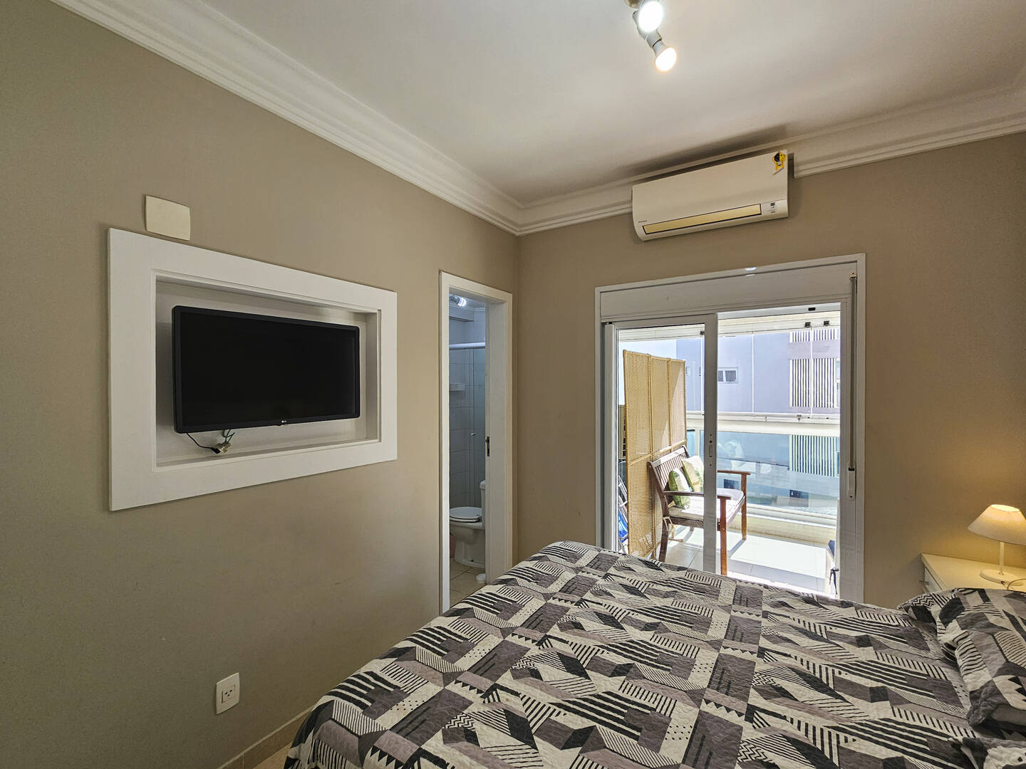 Apartamento à venda com 3 quartos, 90m² - Foto 19