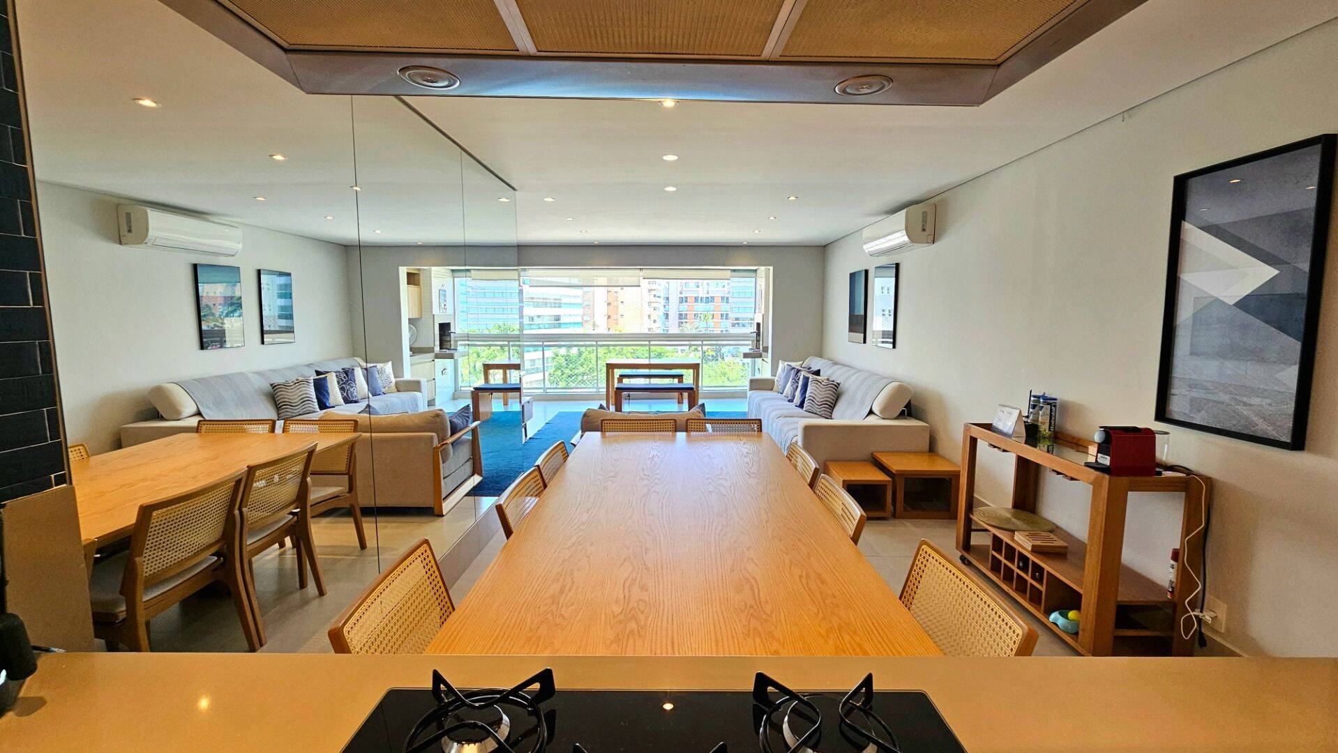 Apartamento à venda com 3 quartos, 132m² - Foto 1