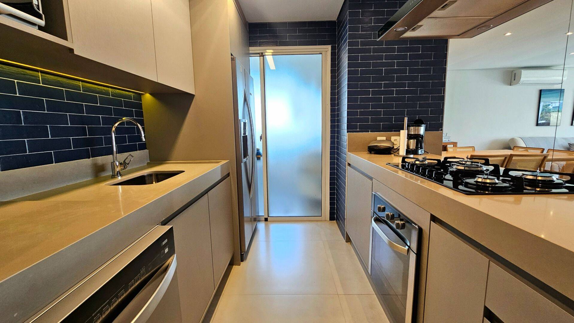 Apartamento à venda com 3 quartos, 132m² - Foto 6