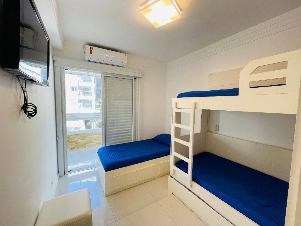 Apartamento à venda com 3 quartos, 87m² - Foto 11
