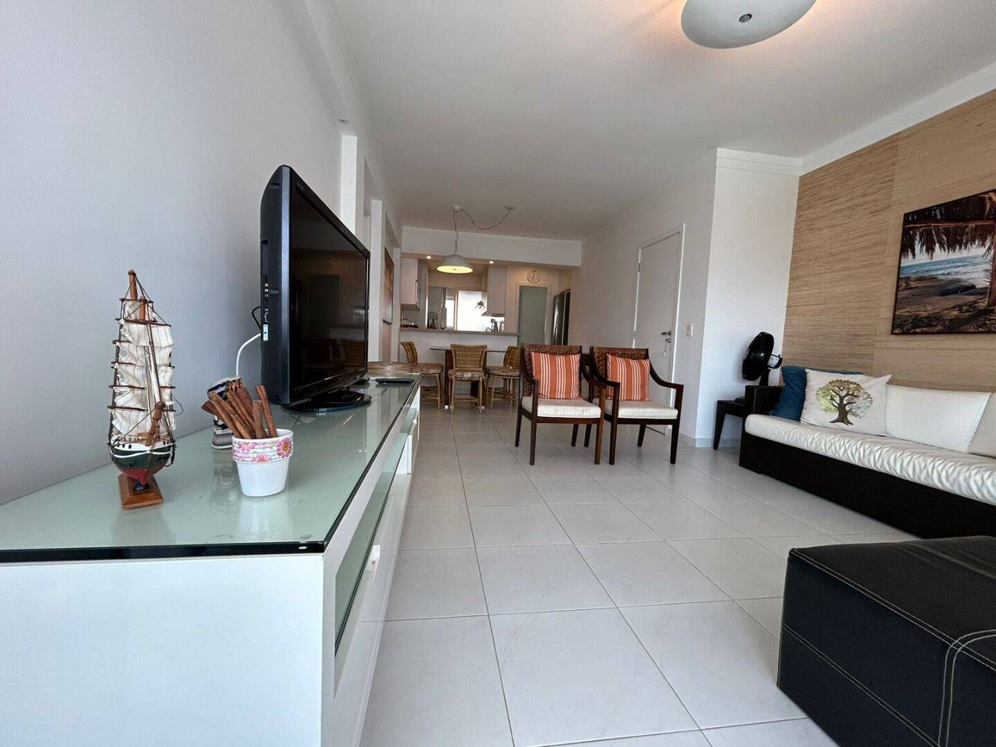 Apartamento à venda com 3 quartos, 138m² - Foto 3