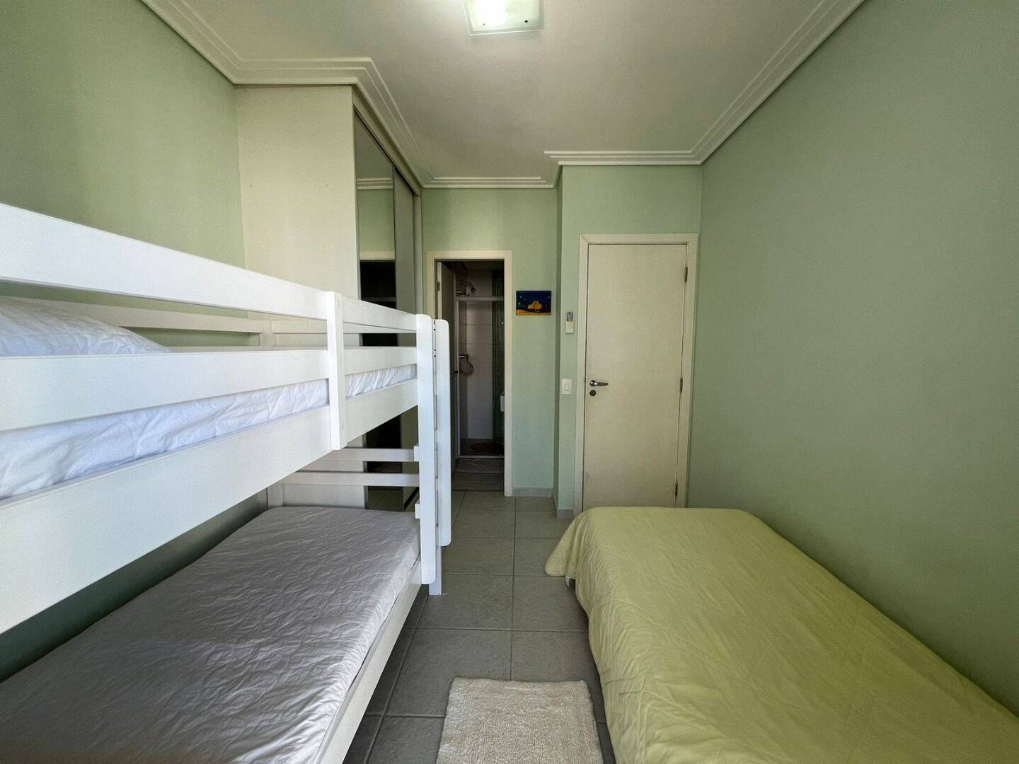 Apartamento à venda com 3 quartos, 138m² - Foto 7