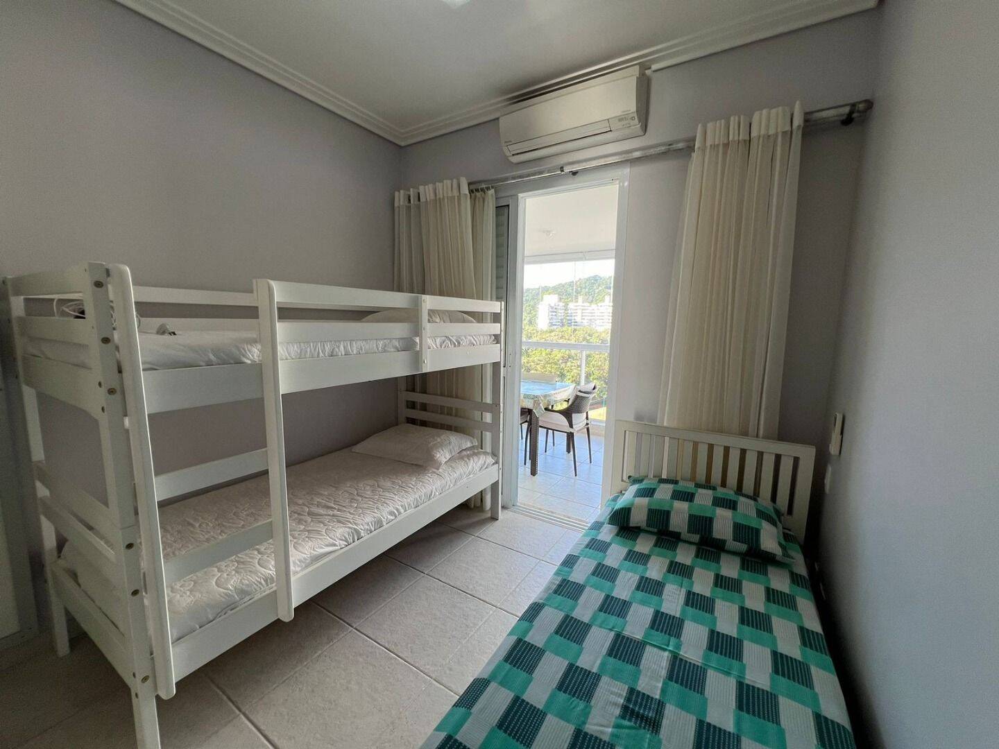 Apartamento à venda com 3 quartos, 138m² - Foto 19