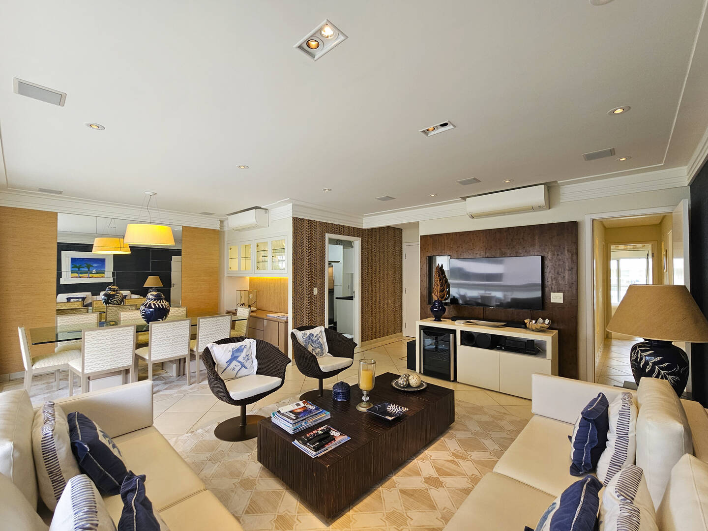 Apartamento à venda com 4 quartos, 197m² - Foto 4