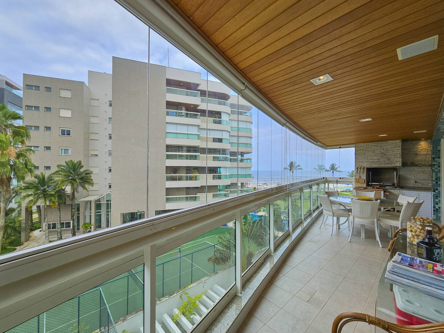 Apartamento à venda com 4 quartos, 197m² - Foto 8