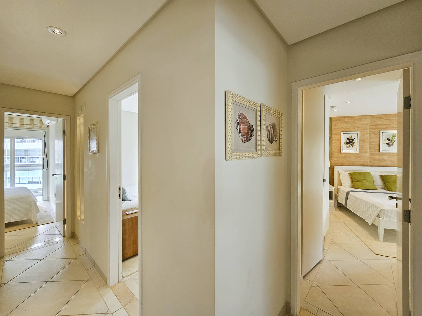 Apartamento à venda com 4 quartos, 197m² - Foto 9
