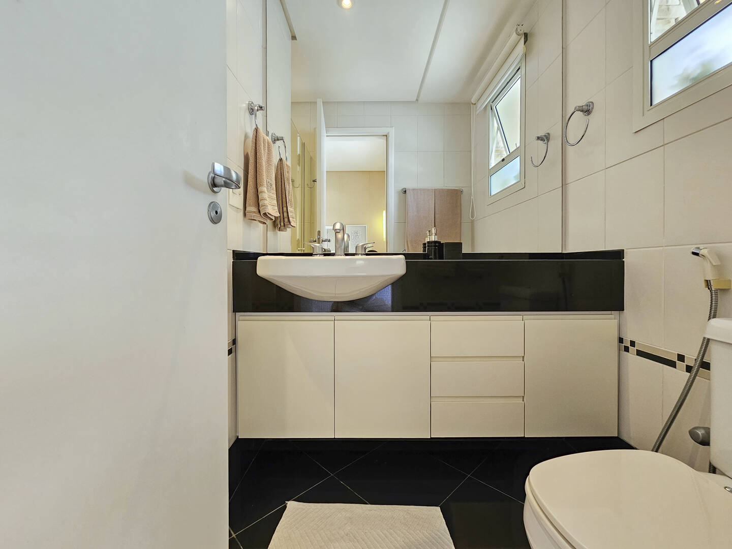 Apartamento à venda com 4 quartos, 197m² - Foto 10