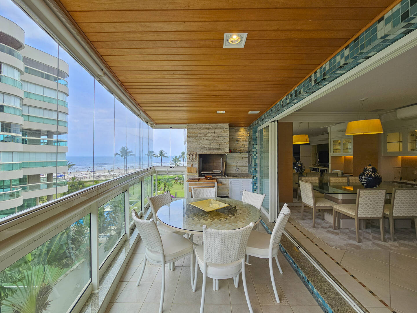 Apartamento à venda com 4 quartos, 197m² - Foto 17