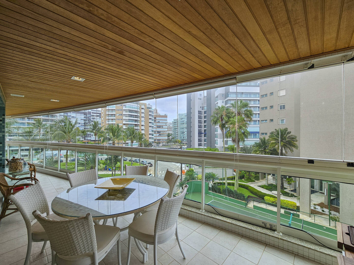 Apartamento à venda com 4 quartos, 197m² - Foto 31