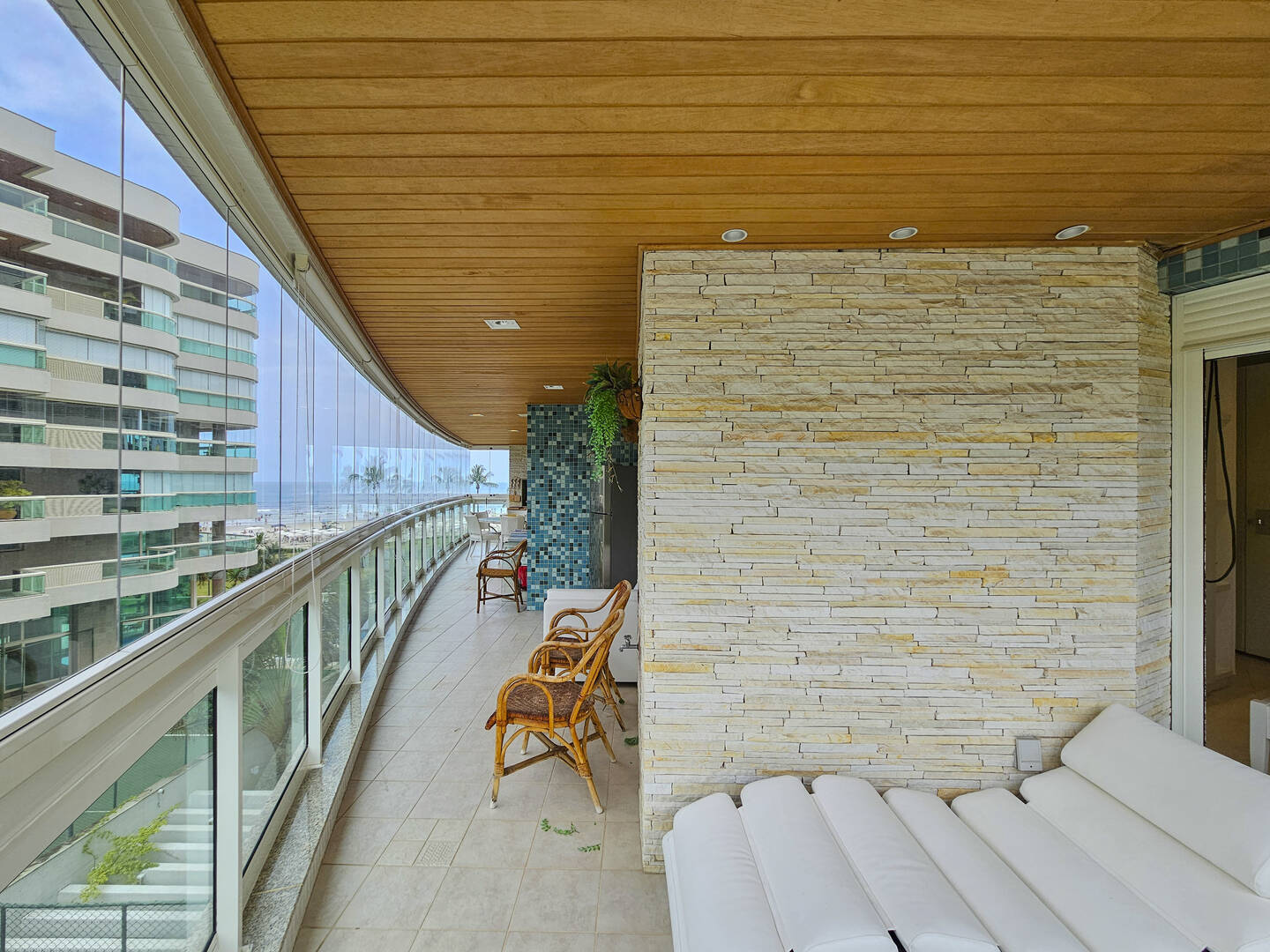 Apartamento à venda com 4 quartos, 197m² - Foto 33
