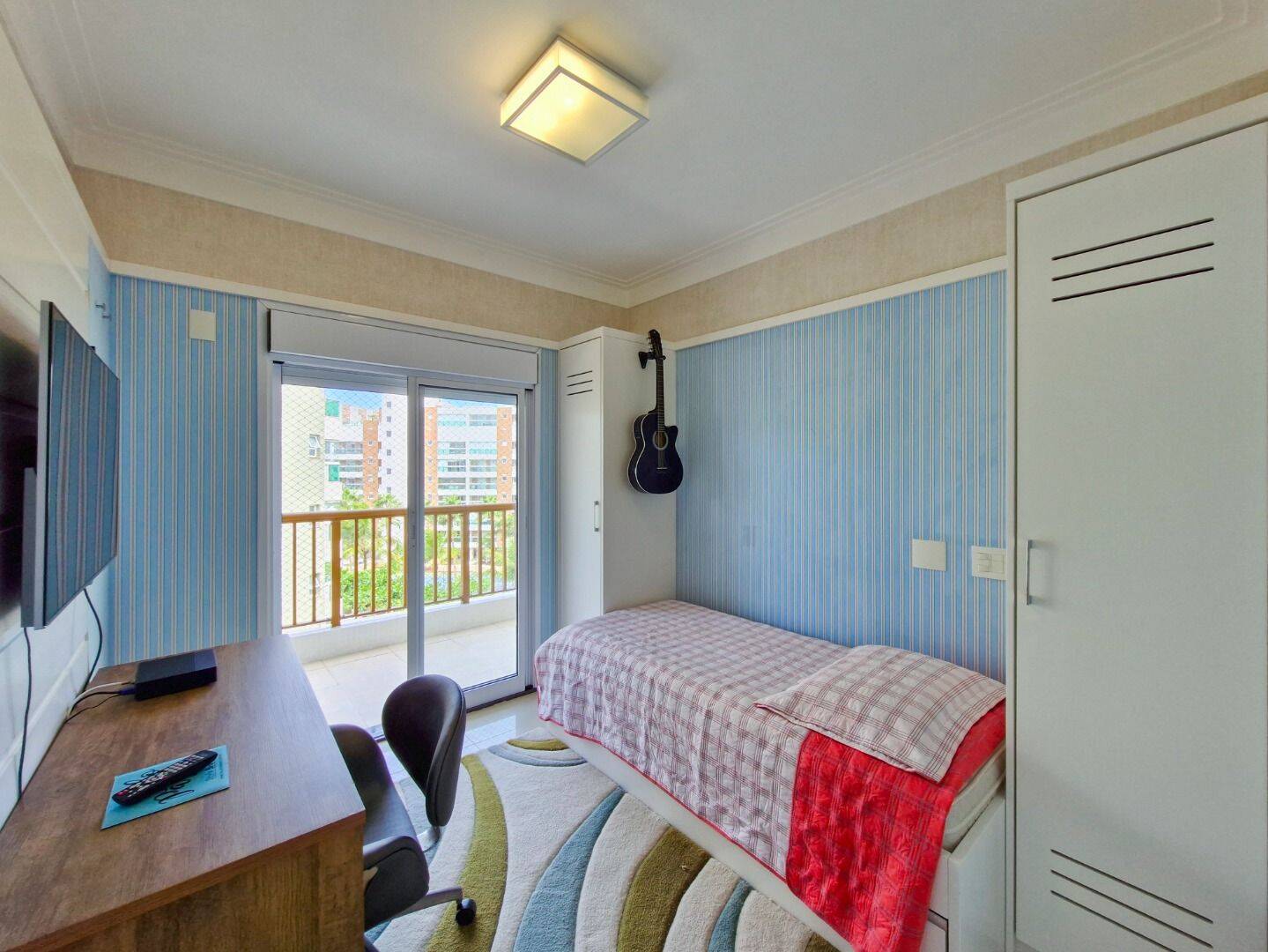 Apartamento à venda com 4 quartos, 228m² - Foto 18