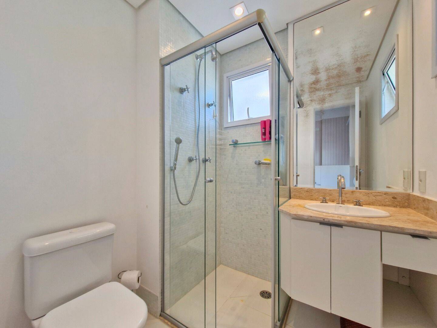 Apartamento à venda com 4 quartos, 228m² - Foto 26