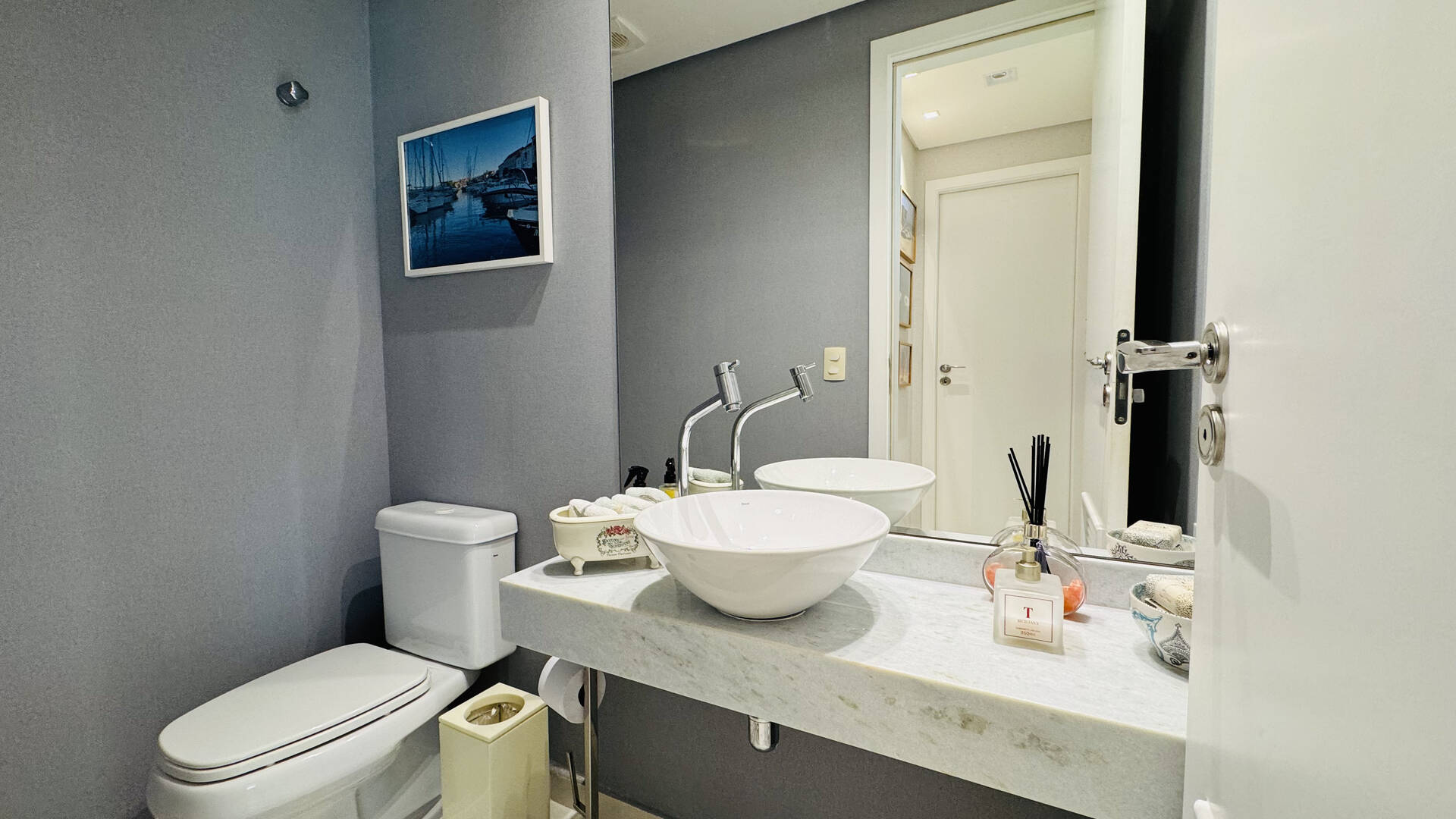Apartamento à venda com 4 quartos, 205m² - Foto 8