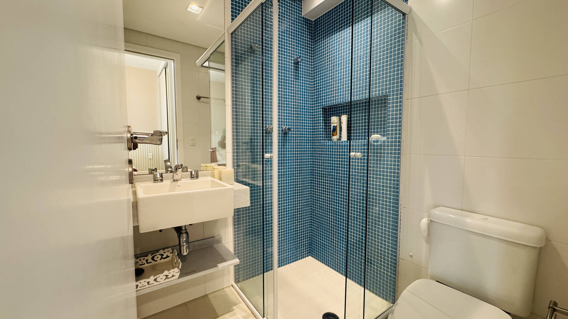 Apartamento à venda com 4 quartos, 205m² - Foto 11