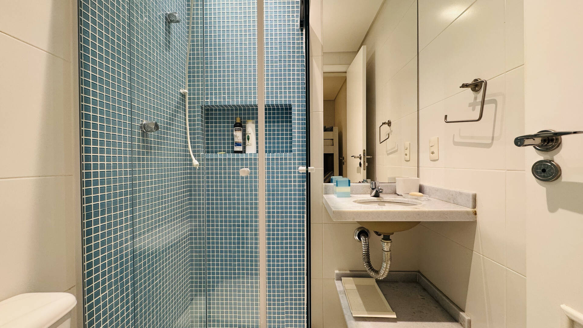 Apartamento à venda com 4 quartos, 205m² - Foto 16
