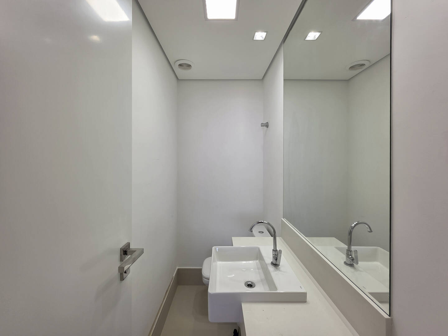 Apartamento à venda com 4 quartos, 138m² - Foto 8