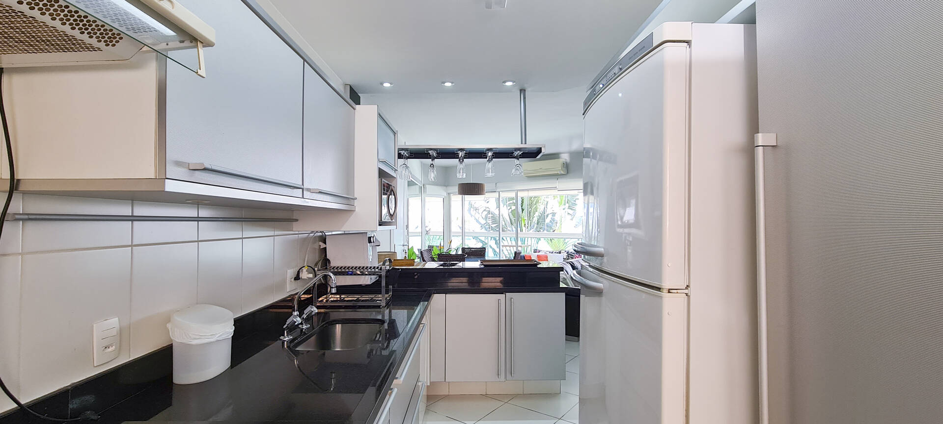 Apartamento à venda com 3 quartos, 108m² - Foto 18