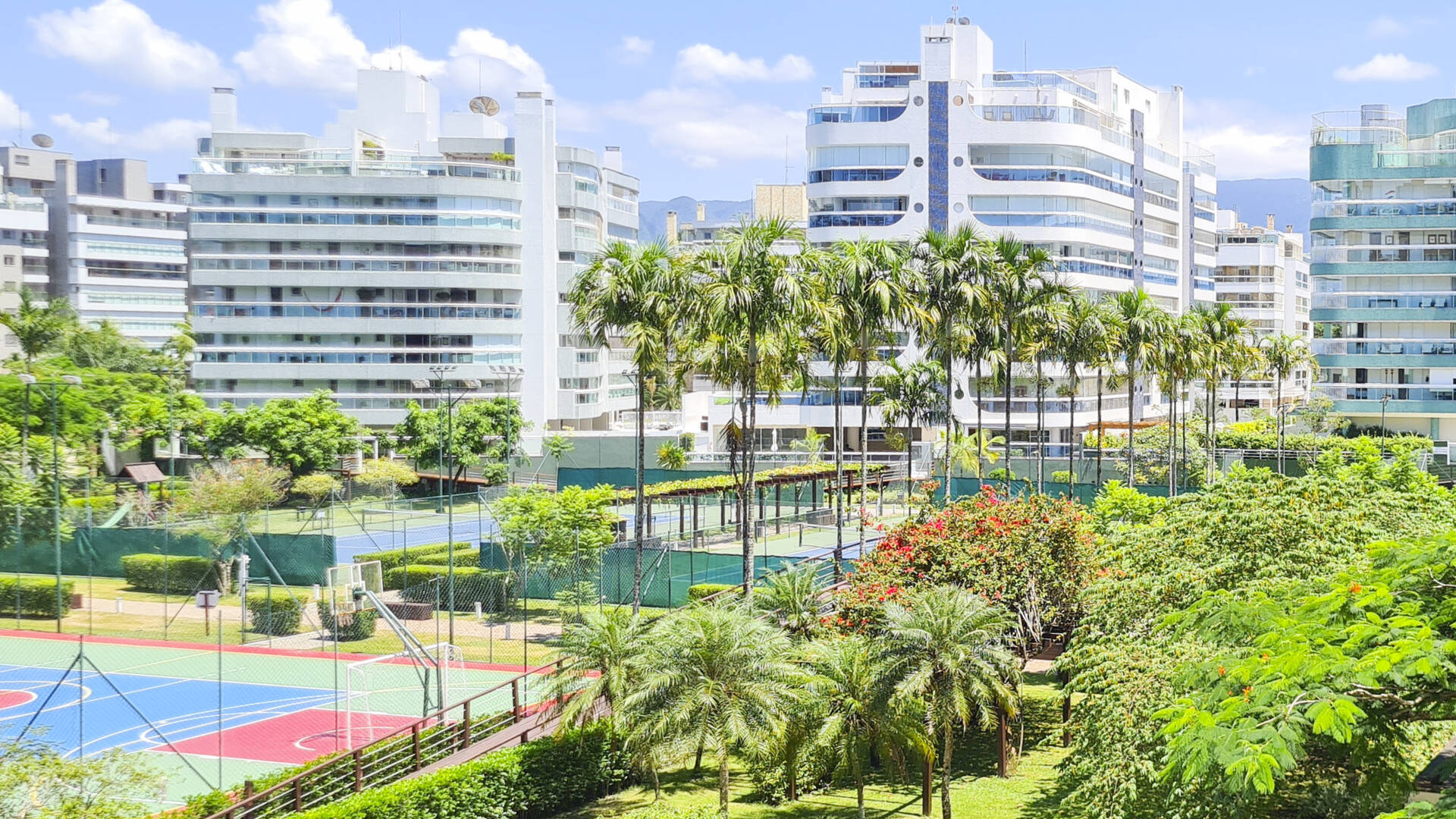 Apartamento à venda com 3 quartos, 108m² - Foto 28