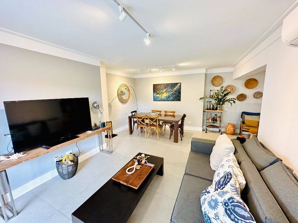 Apartamento à venda com 3 quartos, 100m² - Foto 1