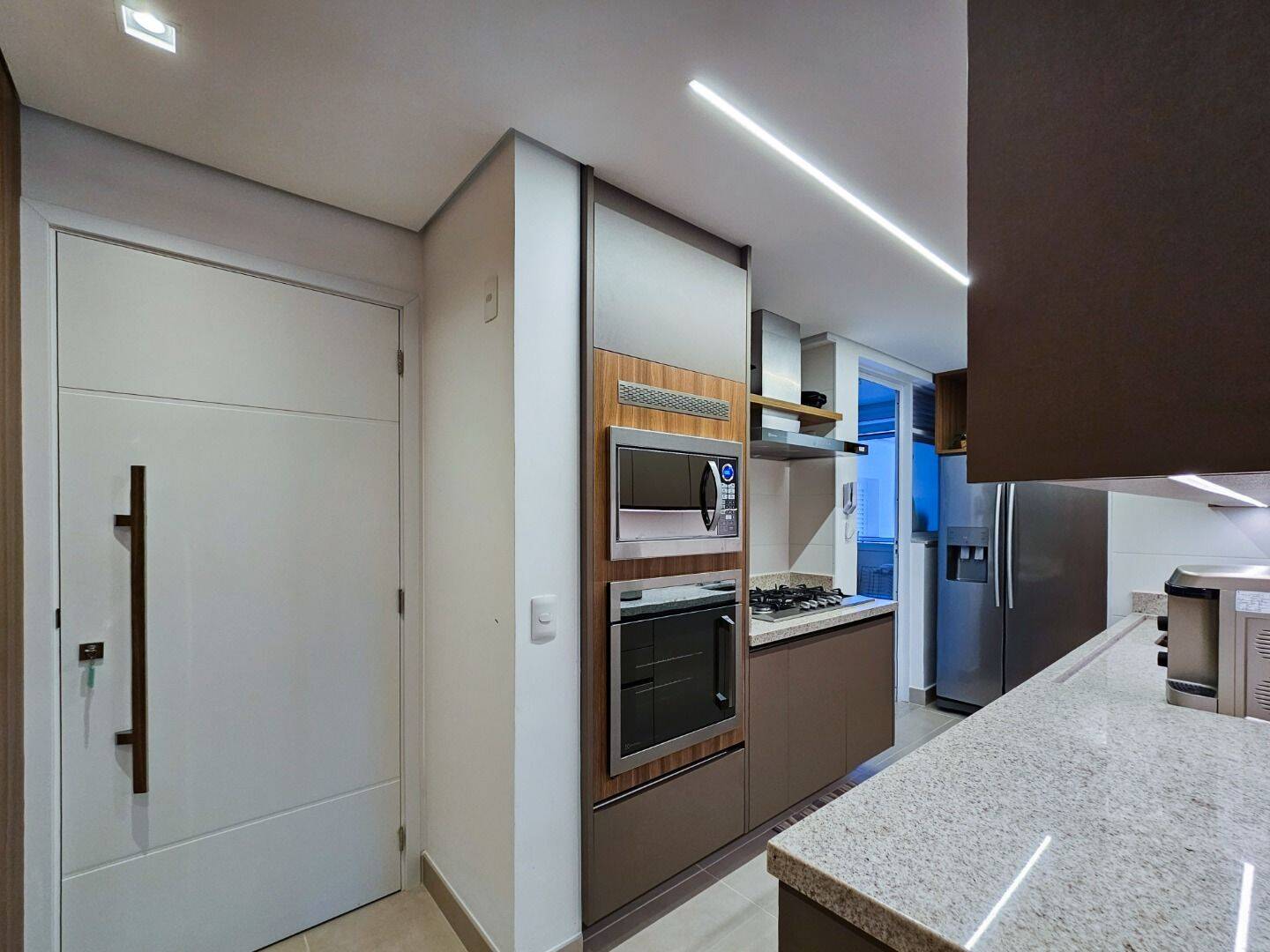 Apartamento à venda com 4 quartos, 141m² - Foto 6