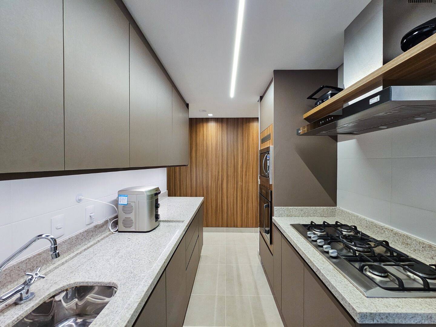 Apartamento à venda com 4 quartos, 141m² - Foto 8