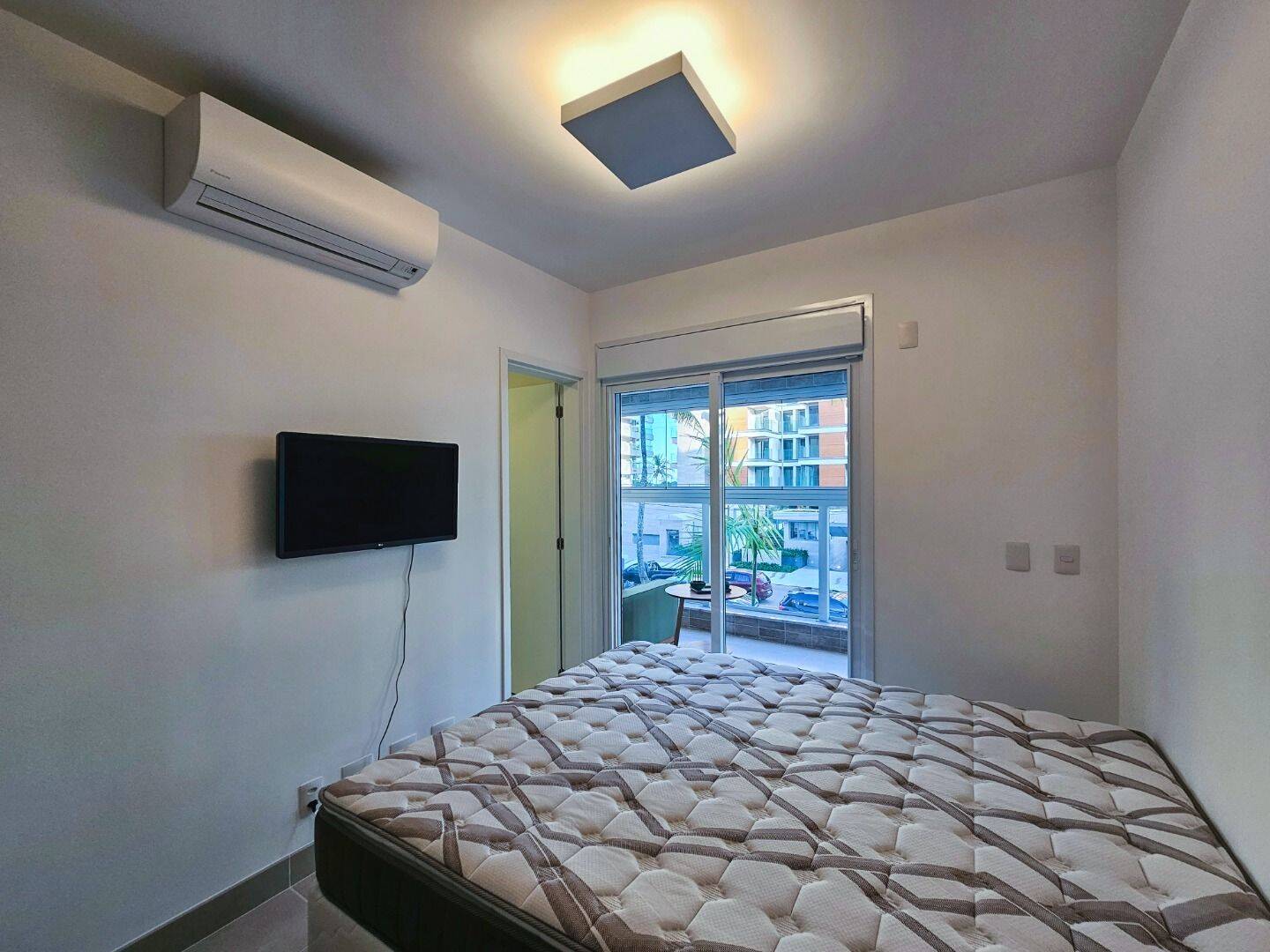 Apartamento à venda com 4 quartos, 141m² - Foto 25