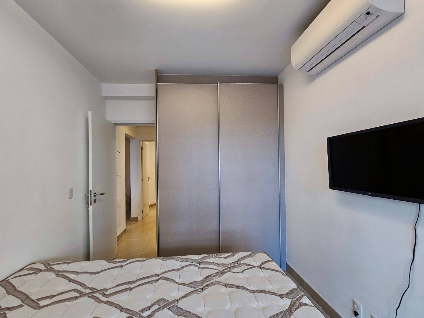 Apartamento à venda com 4 quartos, 141m² - Foto 26