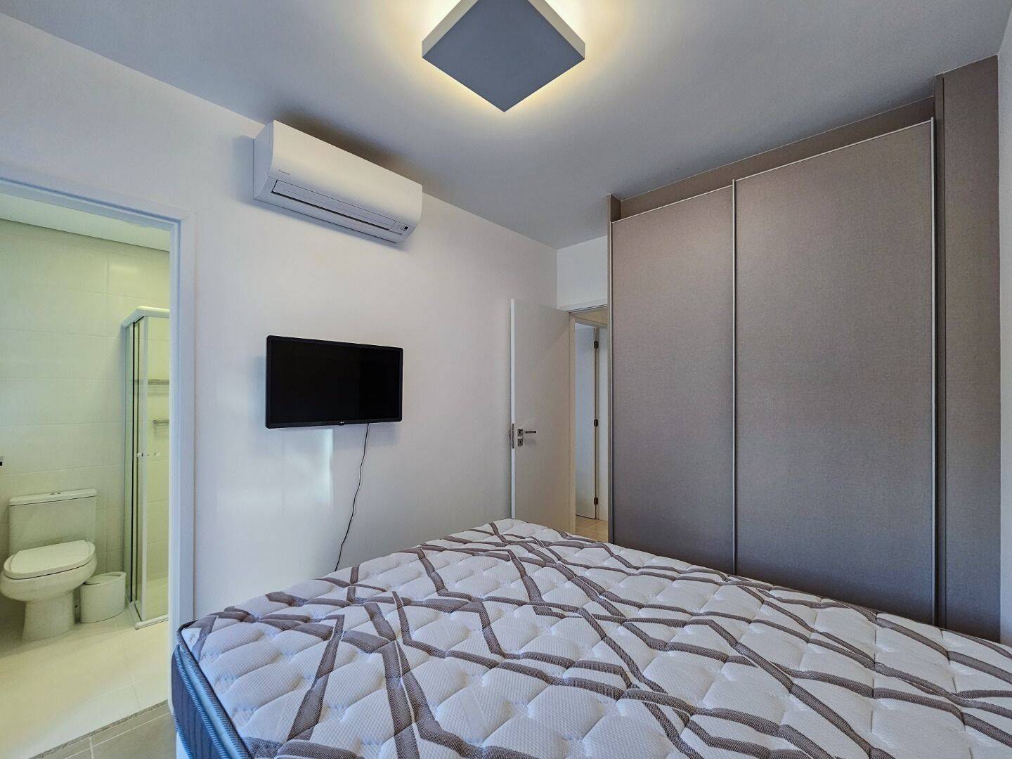 Apartamento à venda com 4 quartos, 141m² - Foto 31