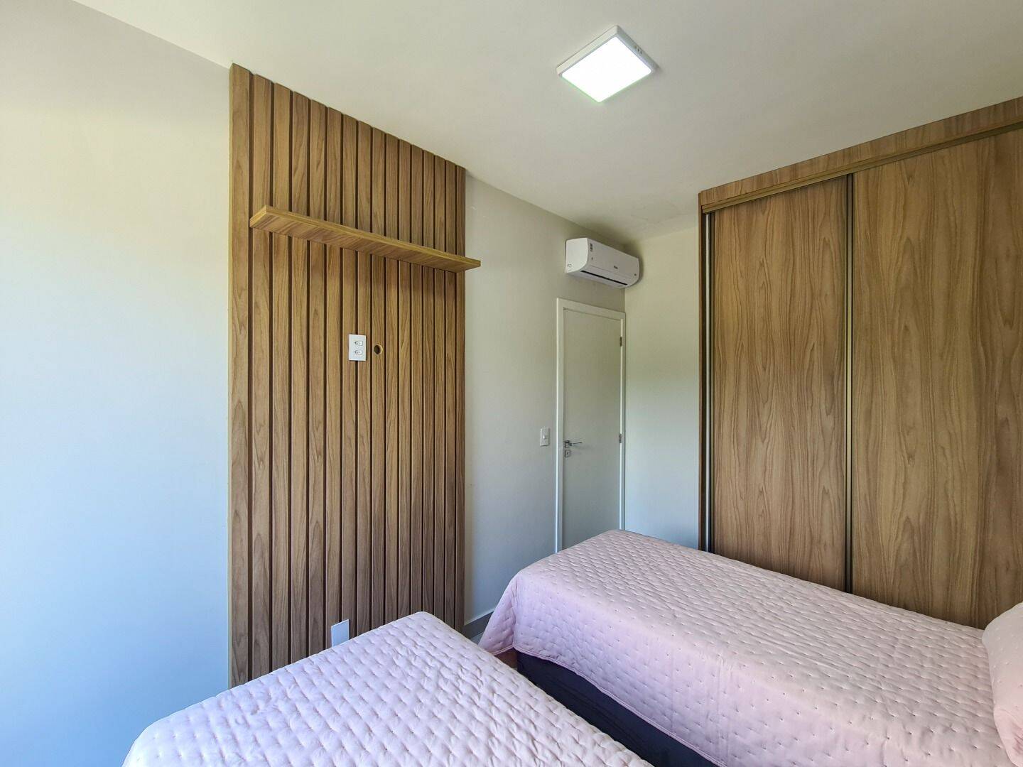 Casa à venda com 2 quartos, 68m² - Foto 6