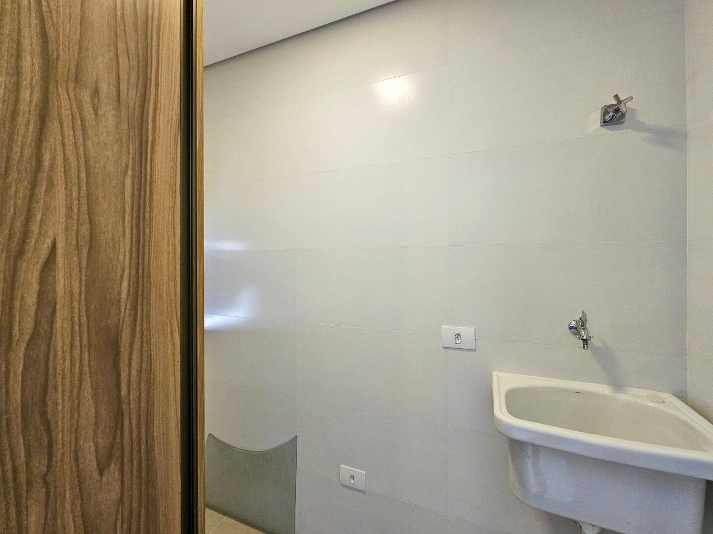 Casa à venda com 2 quartos, 68m² - Foto 10