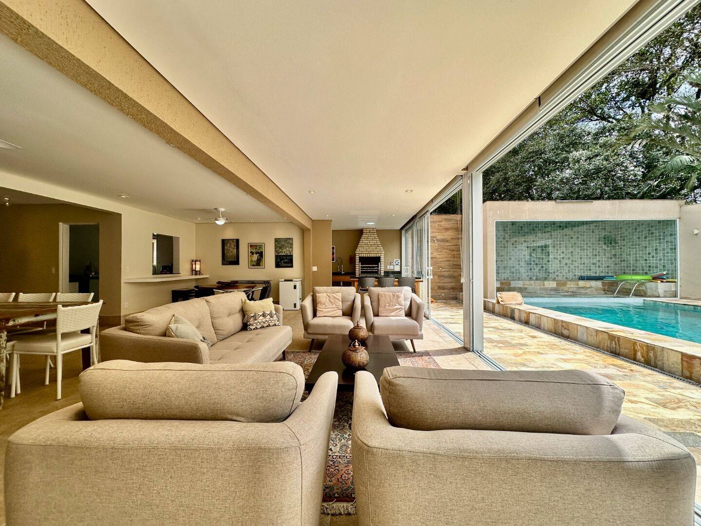 Casa à venda com 6 quartos, 422m² - Foto 12