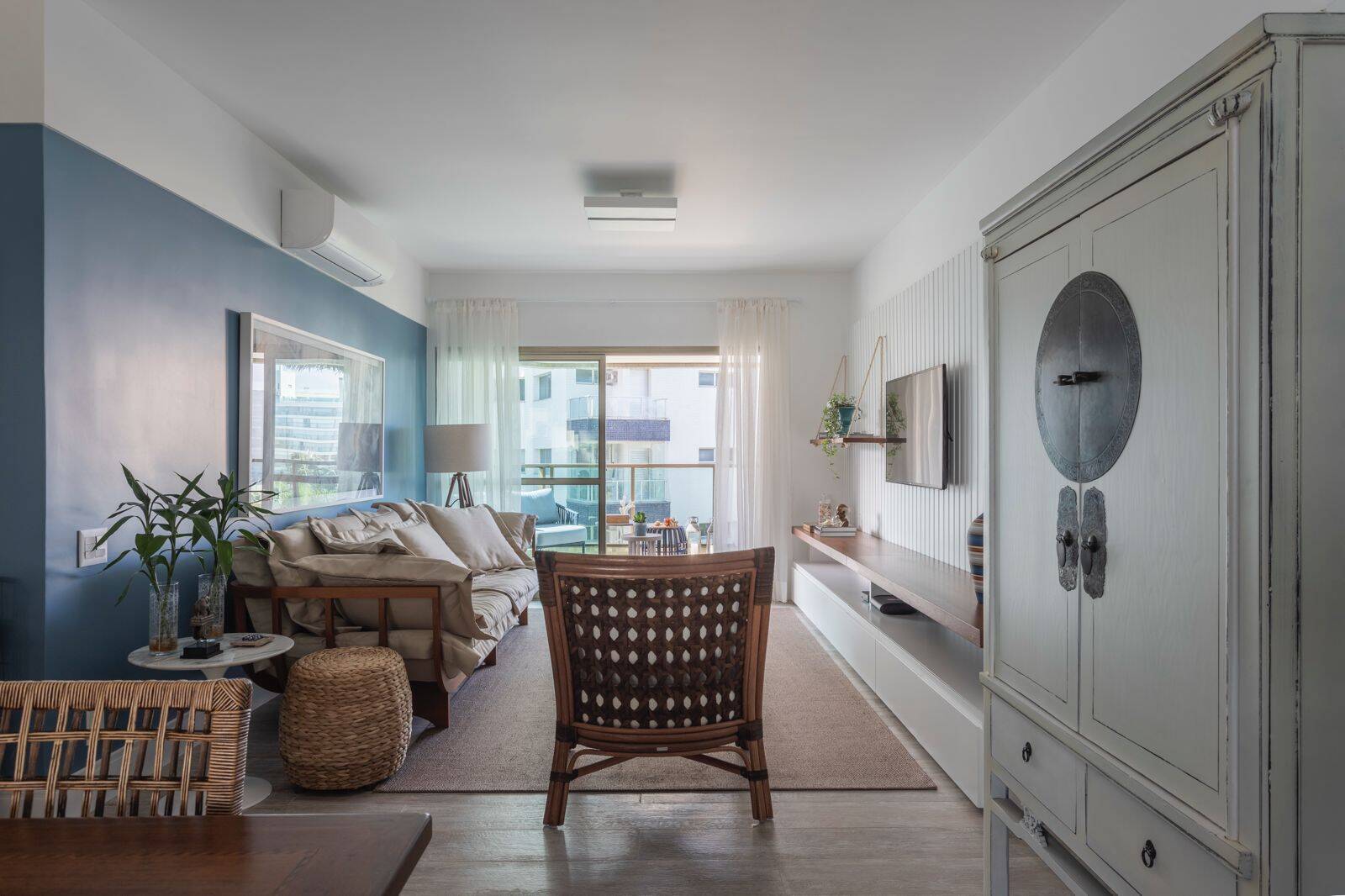 Apartamento à venda com 3 quartos, 144m² - Foto 3