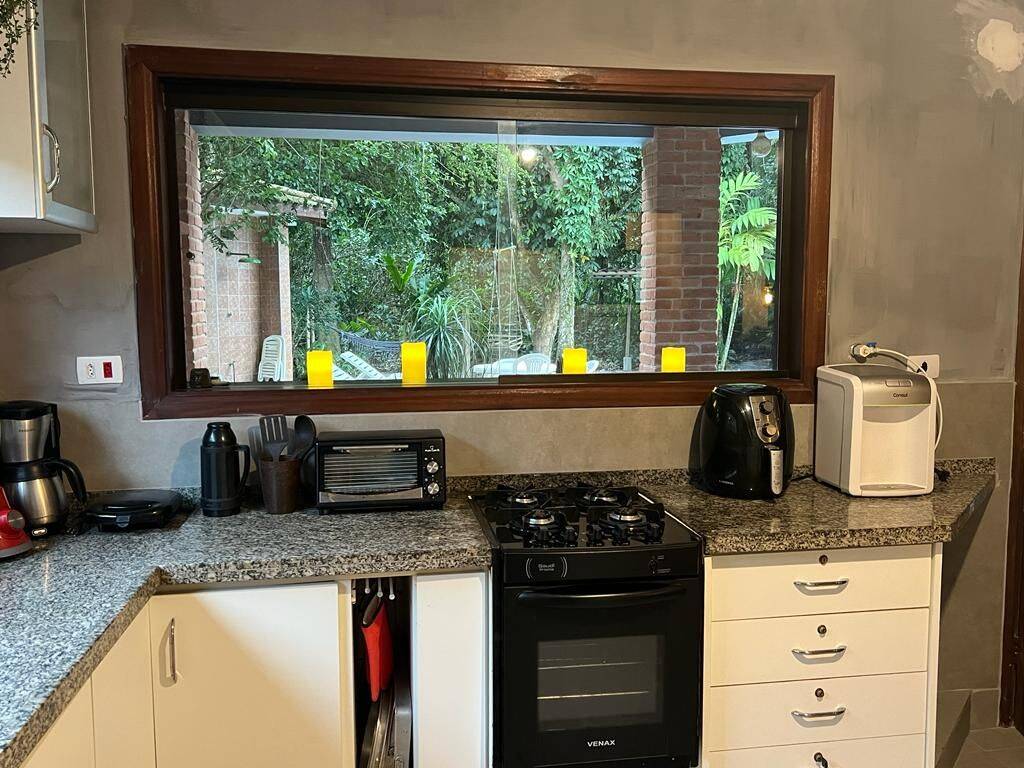 Casa à venda com 5 quartos, 244m² - Foto 5
