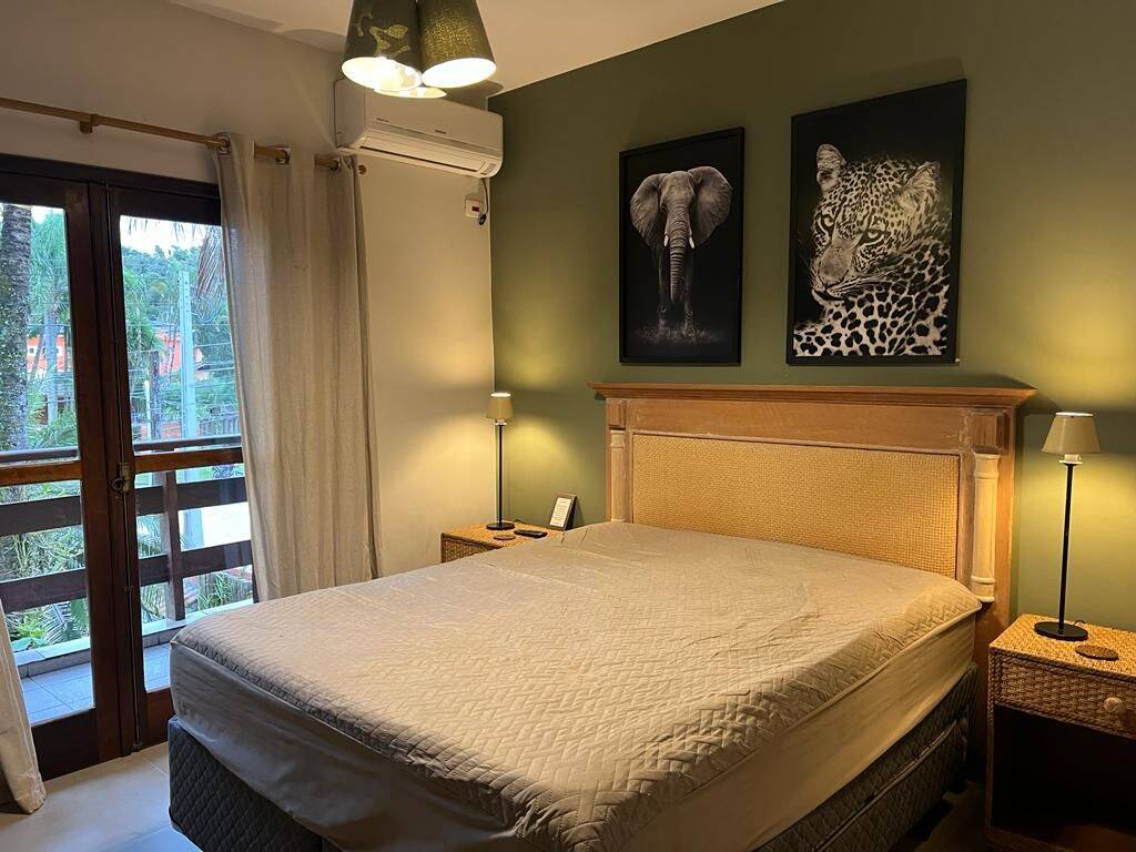 Casa à venda com 5 quartos, 244m² - Foto 8