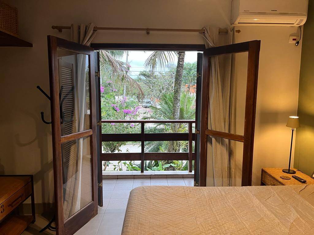 Casa à venda com 5 quartos, 244m² - Foto 12