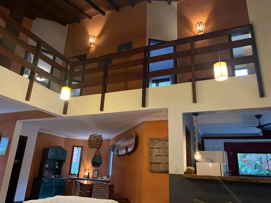 Casa à venda com 5 quartos, 244m² - Foto 21