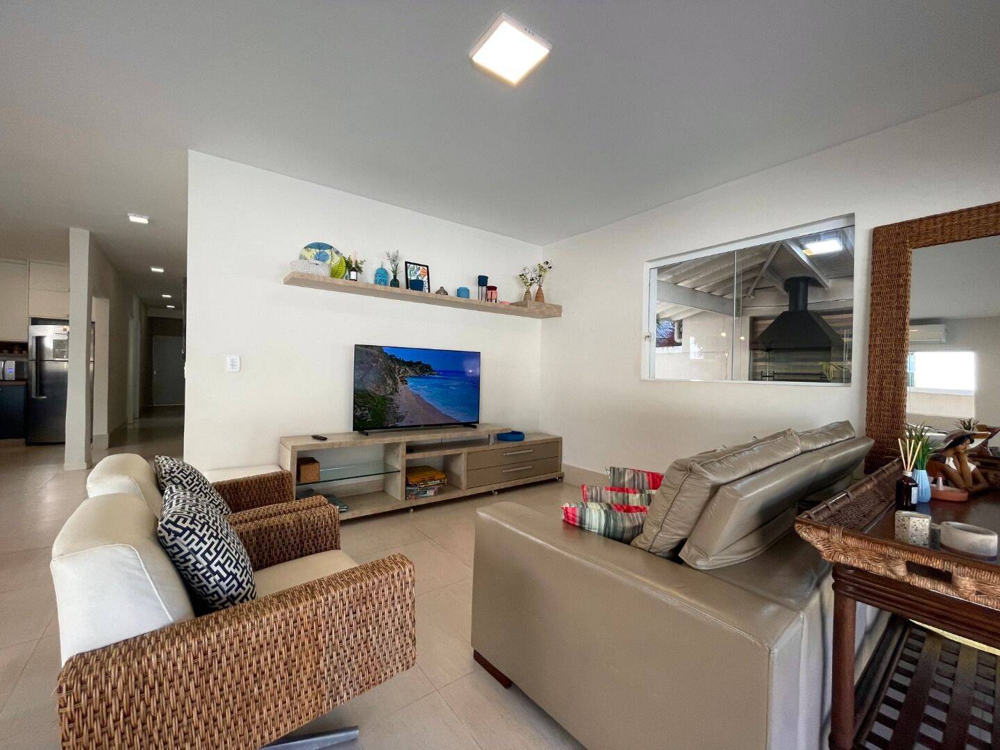 Casa, 4 quartos, 240 m² - Foto 5