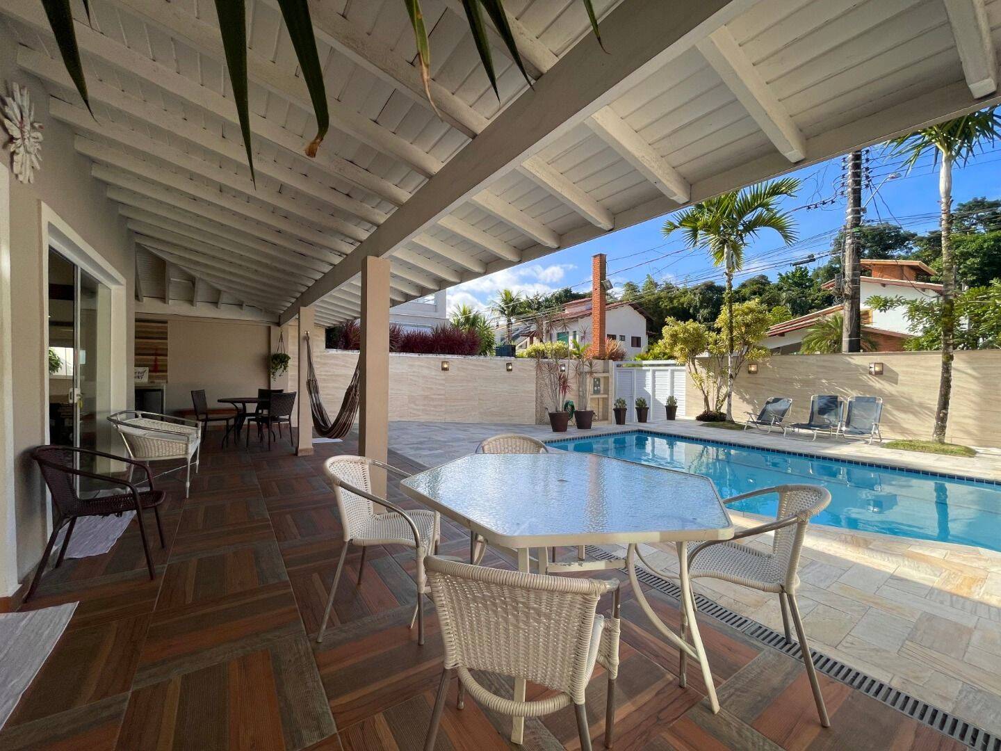 Casa, 4 quartos, 240 m² - Foto 4