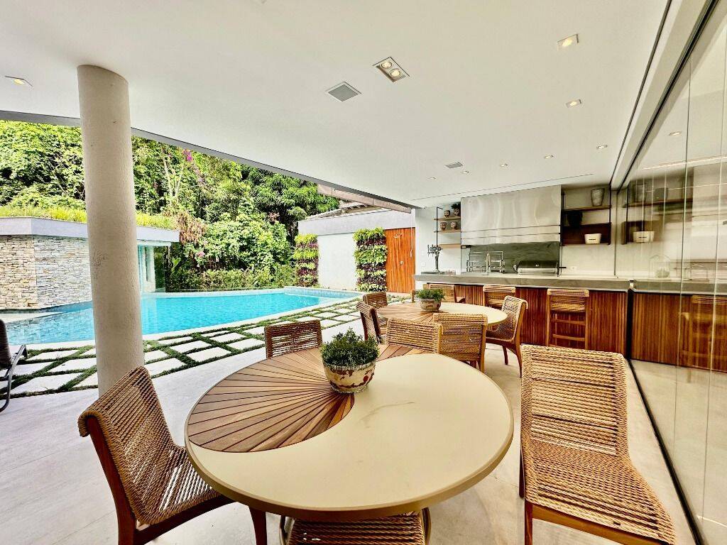 Casa, 7 quartos, 731 m² - Foto 5