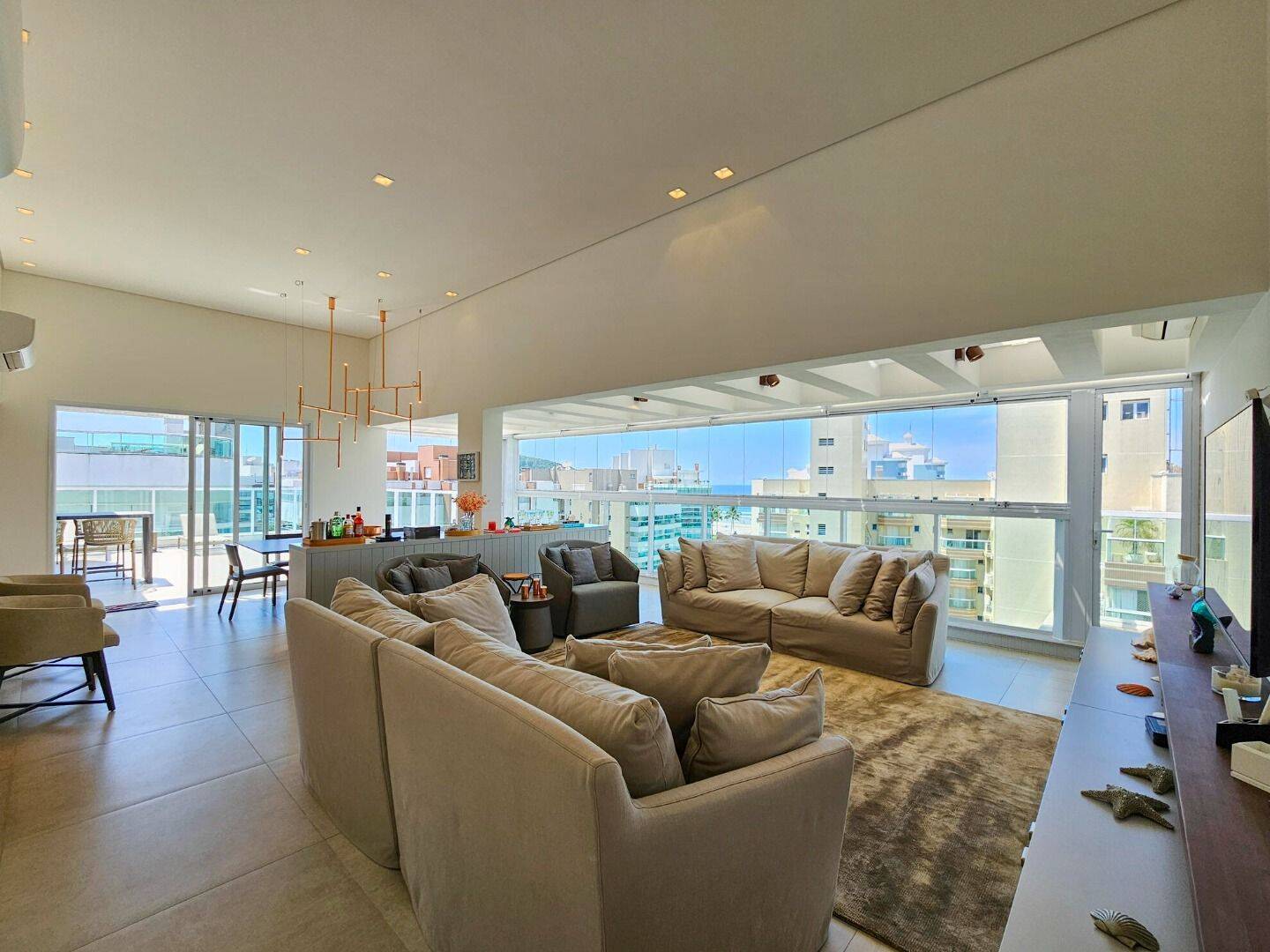 Cobertura, 3 quartos, 300 m² - Foto 2