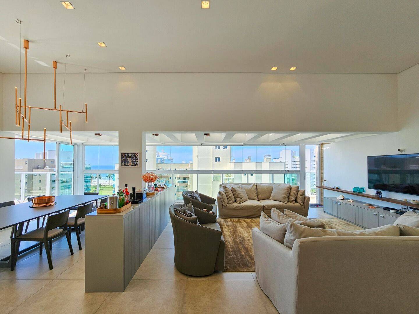 Cobertura, 3 quartos, 300 m² - Foto 1