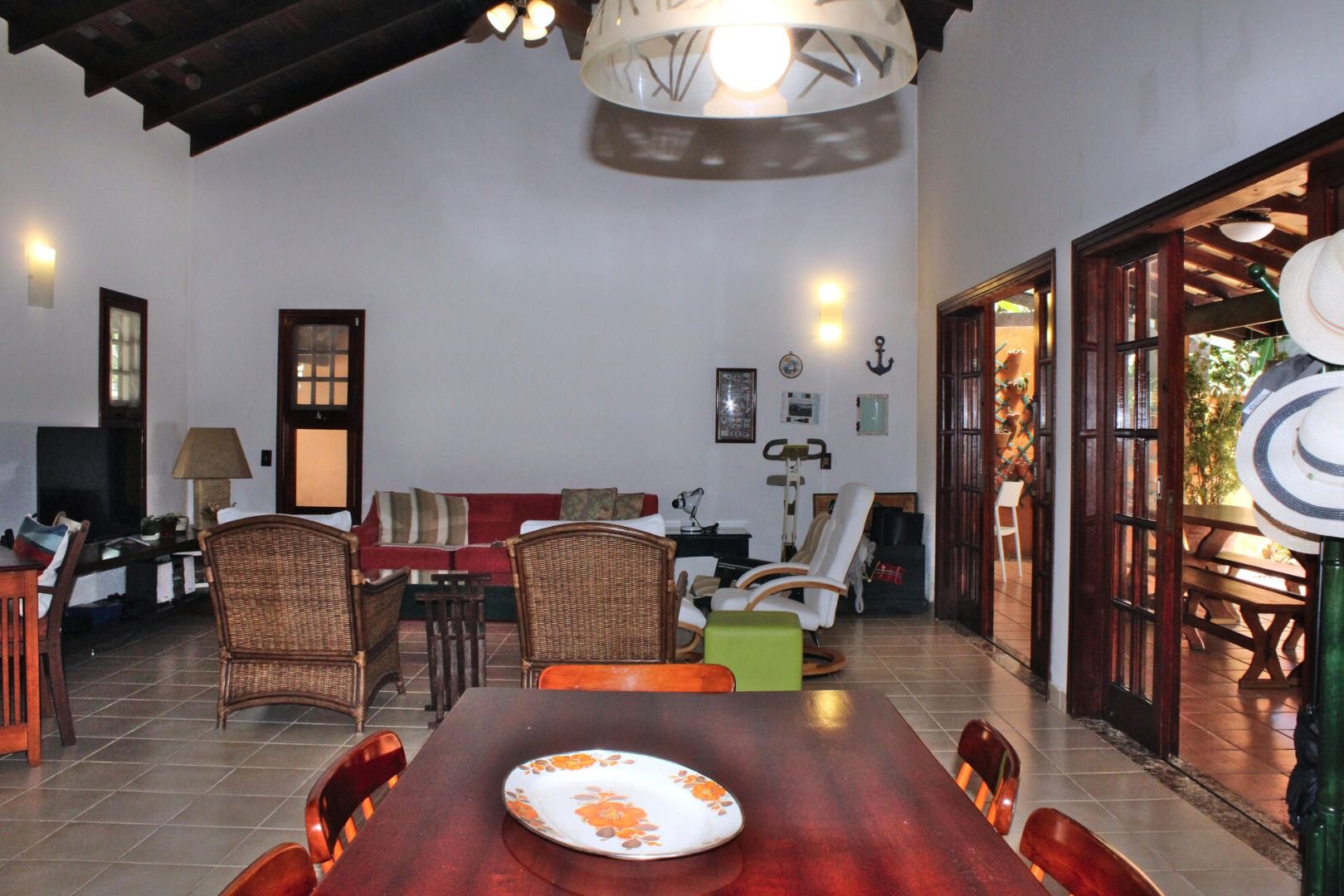 Casa, 33 quartos, 216 m² - Foto 2