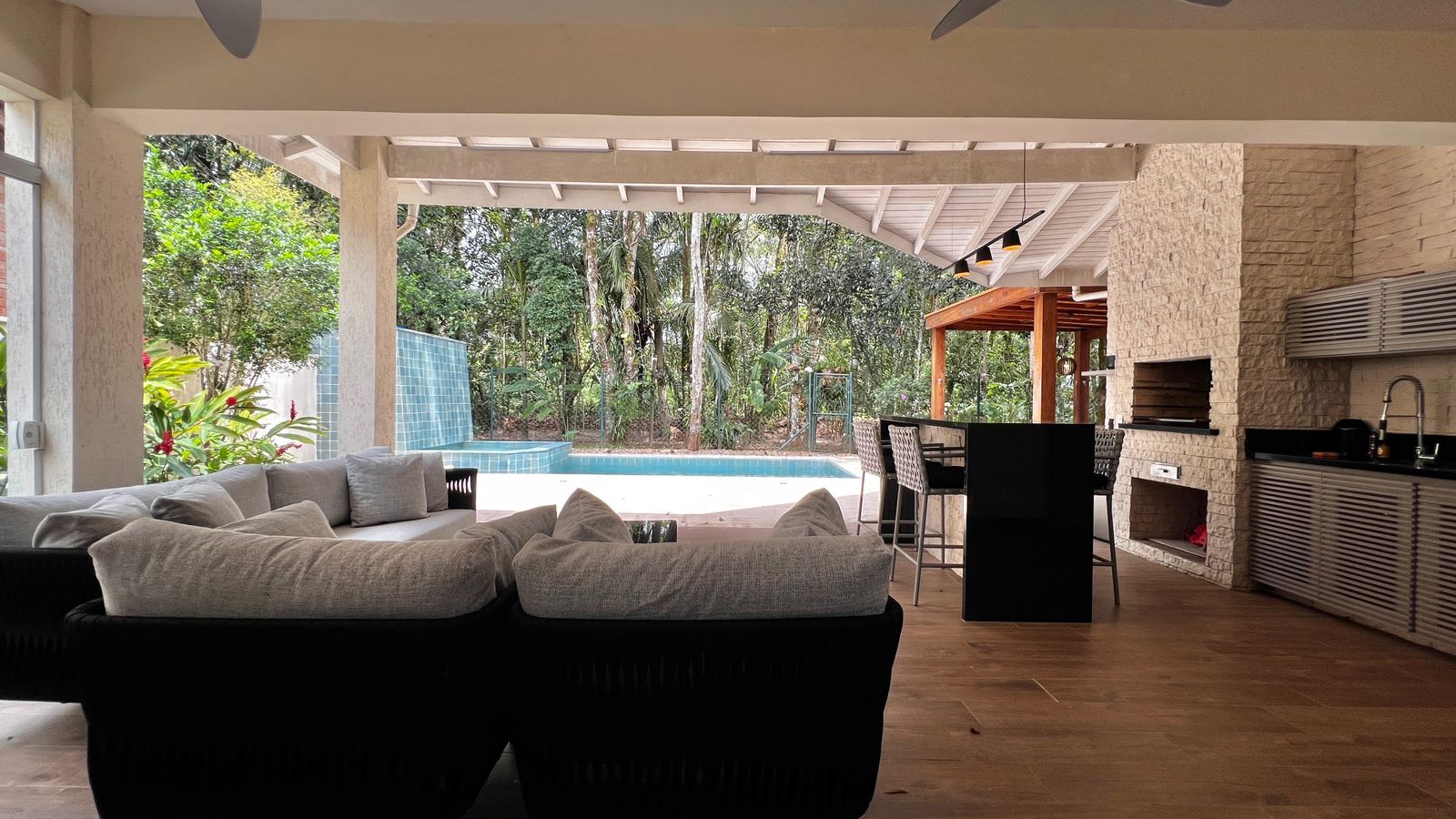 Casa, 4 quartos, 226 m² - Foto 3