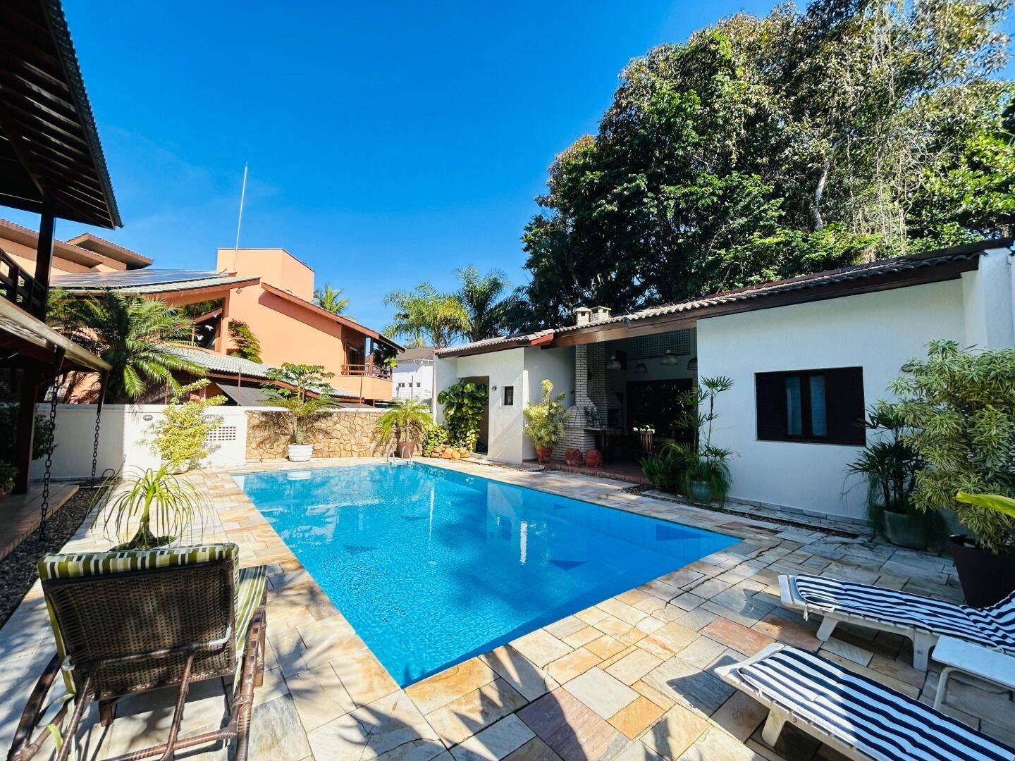 Casa, 5 quartos, 317 m² - Foto 4