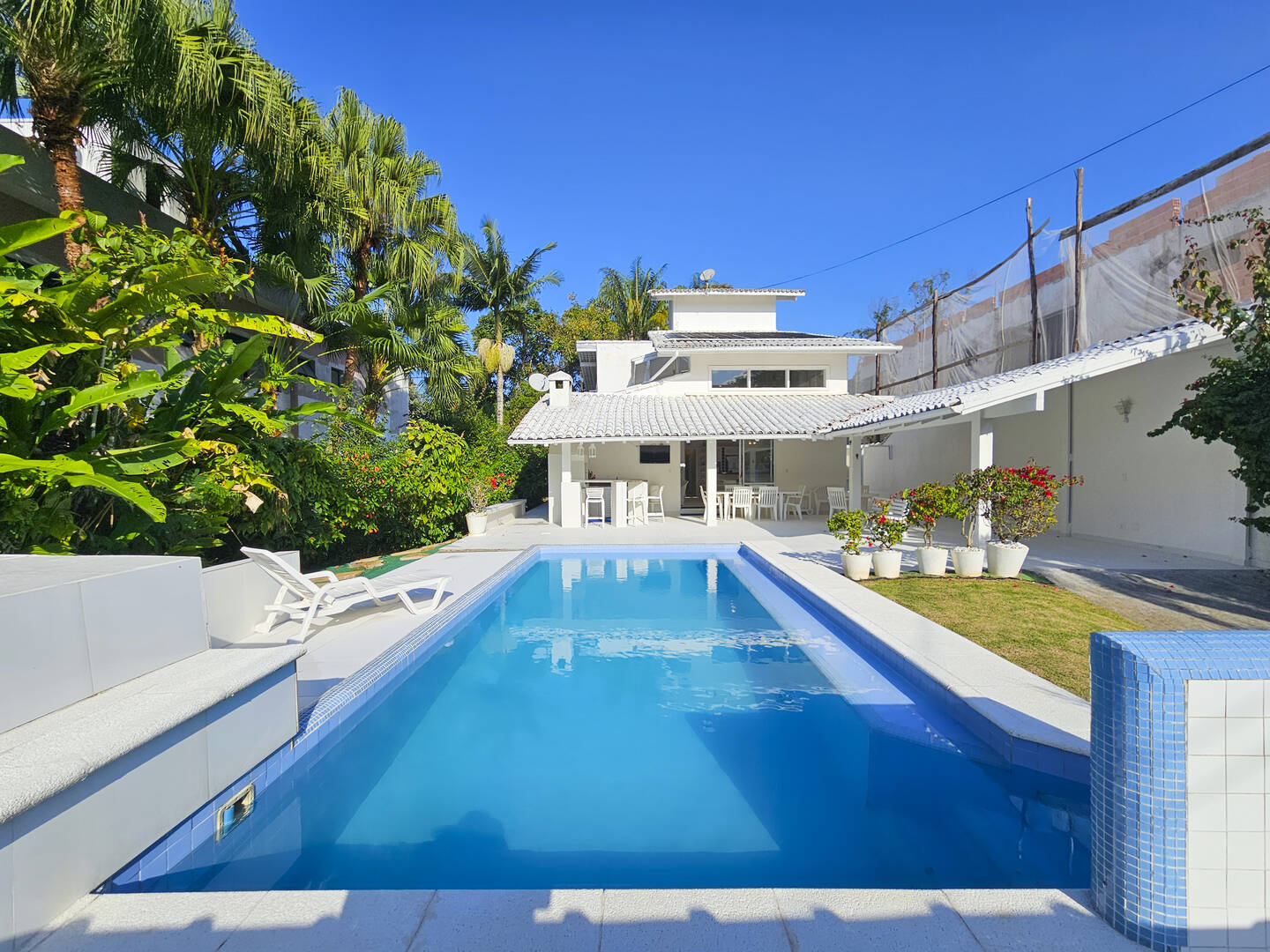 Casa, 4 quartos, 180 m² - Foto 1