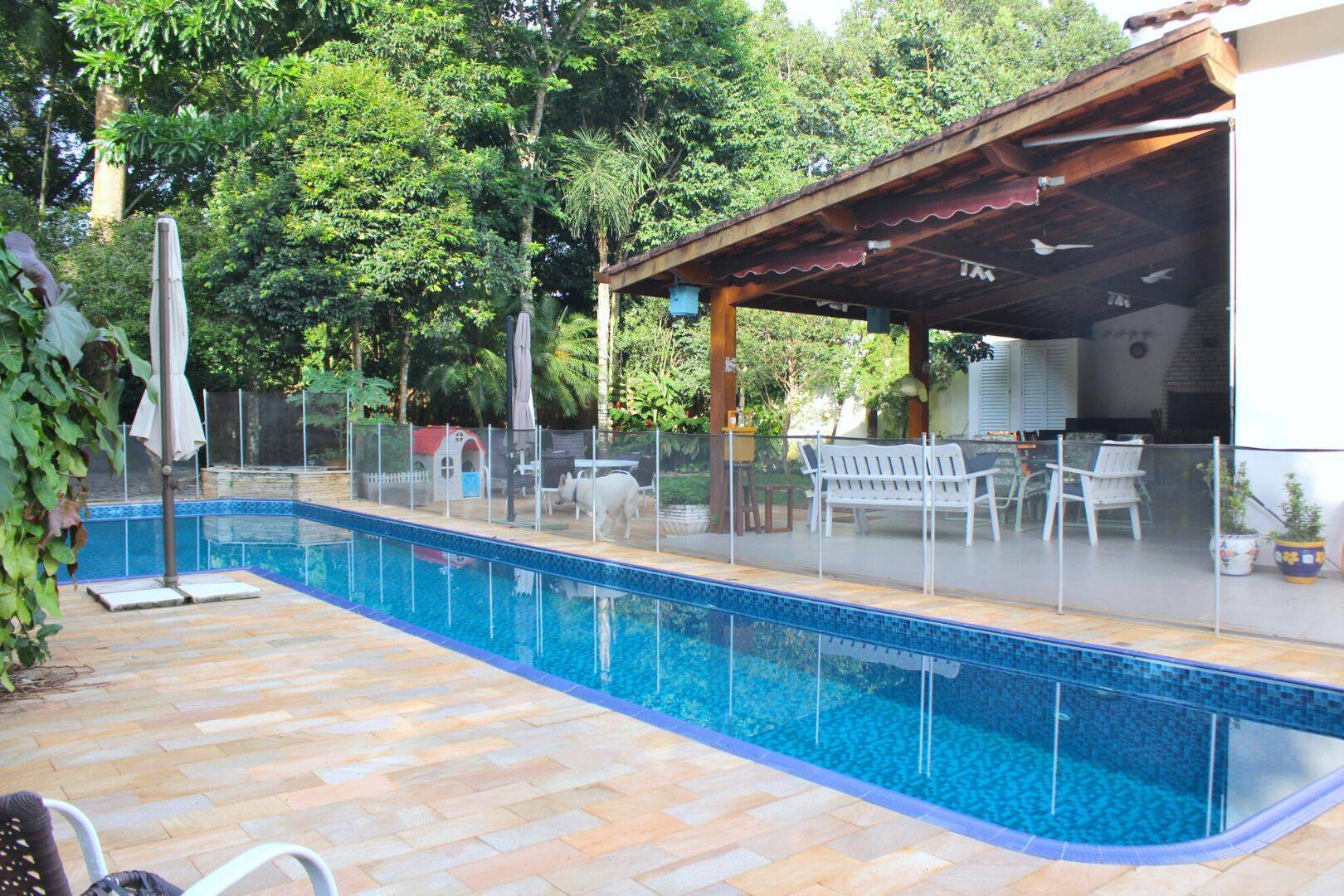 Casa, 5 quartos, 240 m² - Foto 4