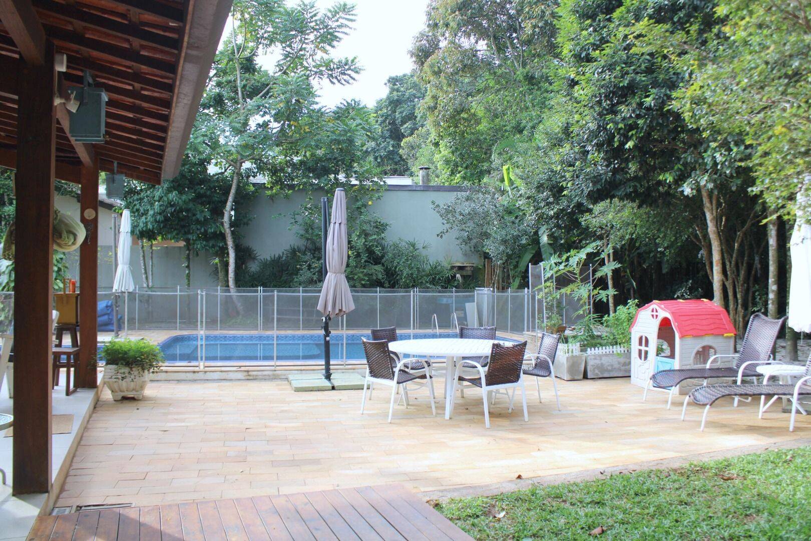 Casa, 5 quartos, 240 m² - Foto 11
