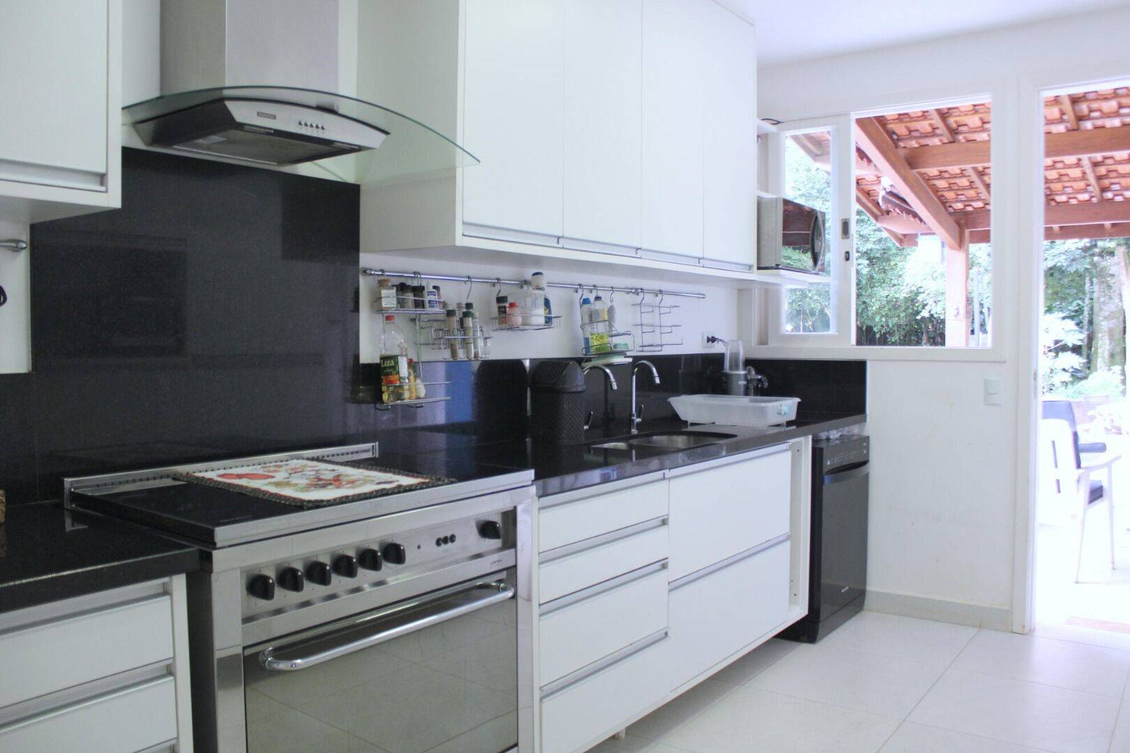 Casa, 5 quartos, 240 m² - Foto 35