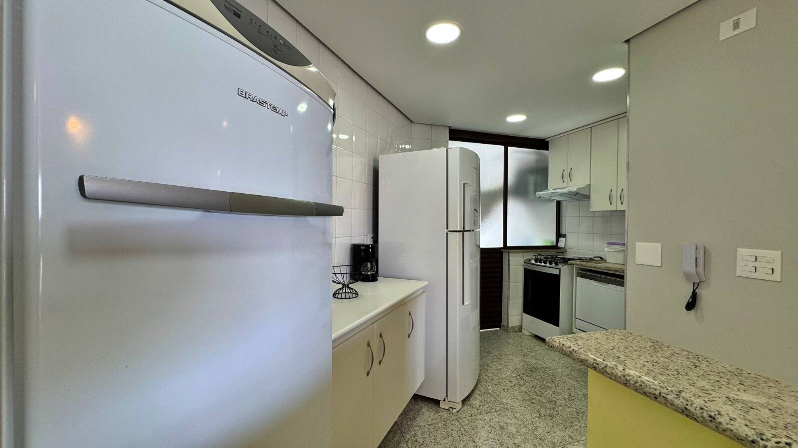 Apartamento, 3 quartos, 100 m² - Foto 2